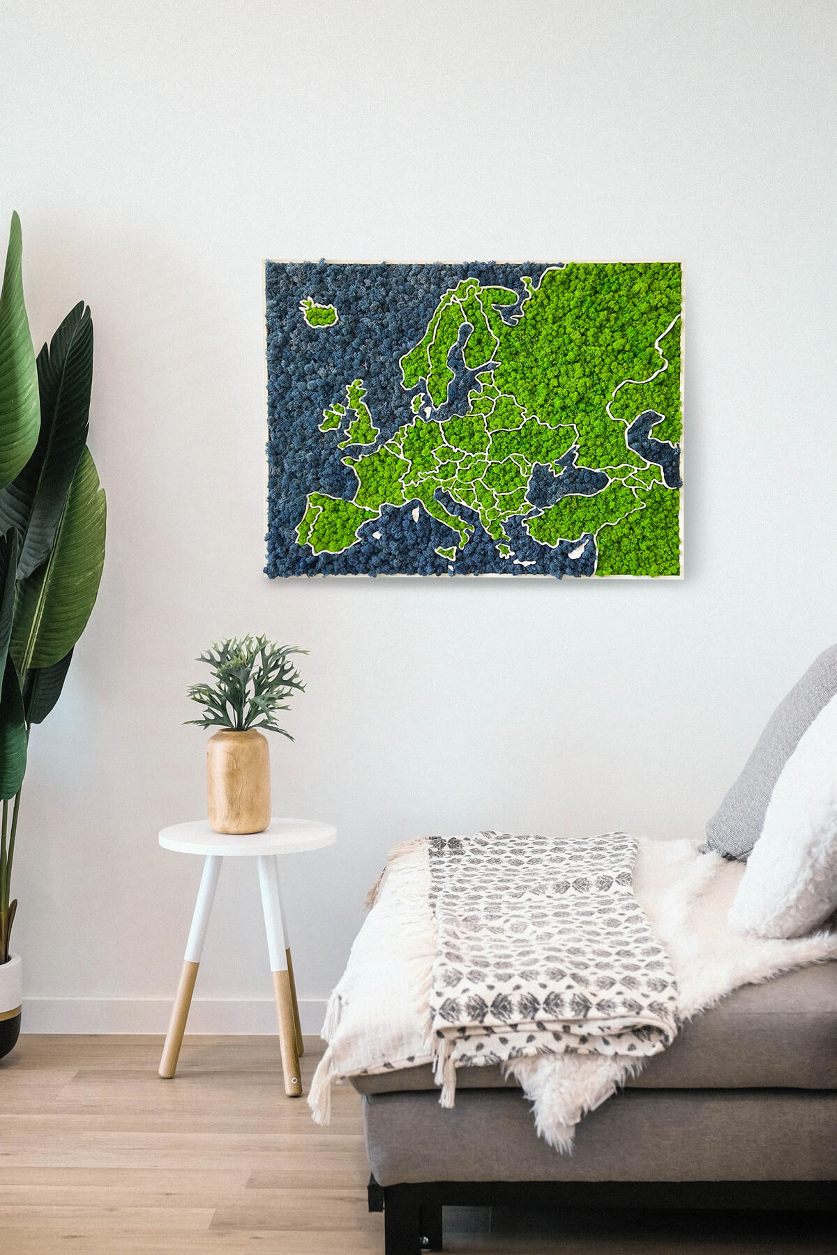 Europakarte aus Moos - Wandinstallation